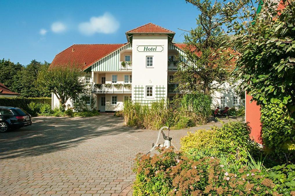 Landgasthof & Hotel Jagdhof Stralsund Kültér fotó